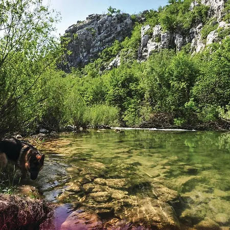 Σπίτι διακοπών Amazing In Ugljane