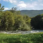 Amazing In Ugljane